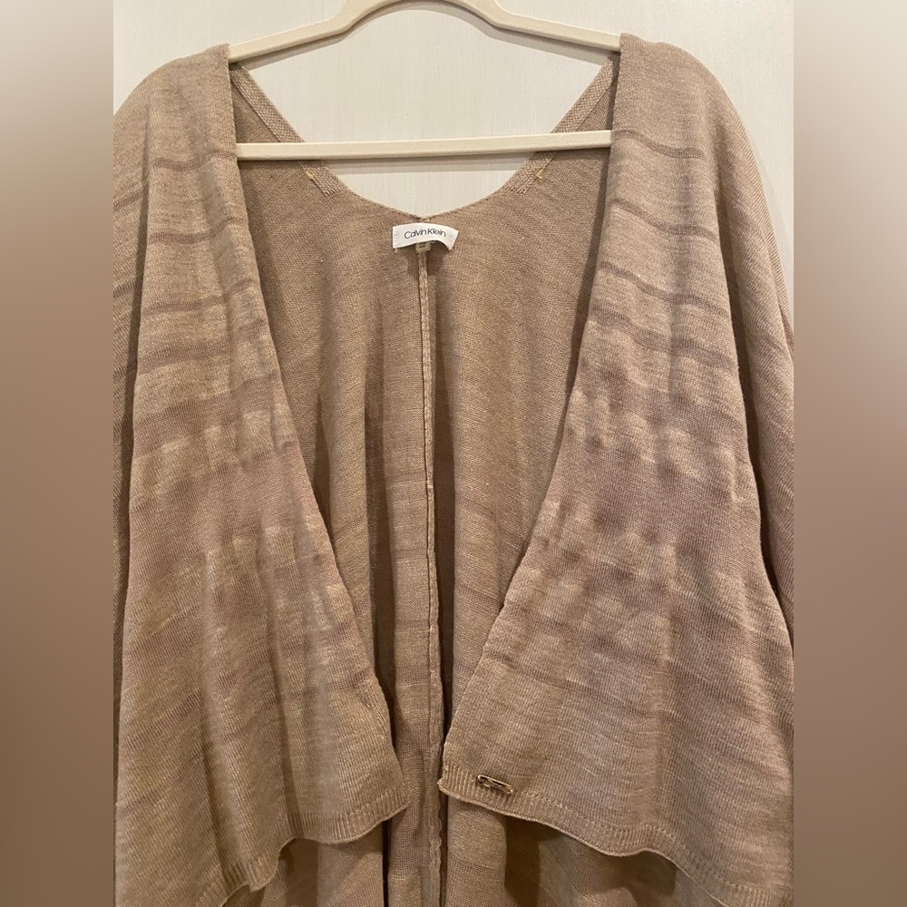 Calvin Klein Beige Knit Shawl/Wrap Poncho Sweater - One Size - Picture 7 of 13